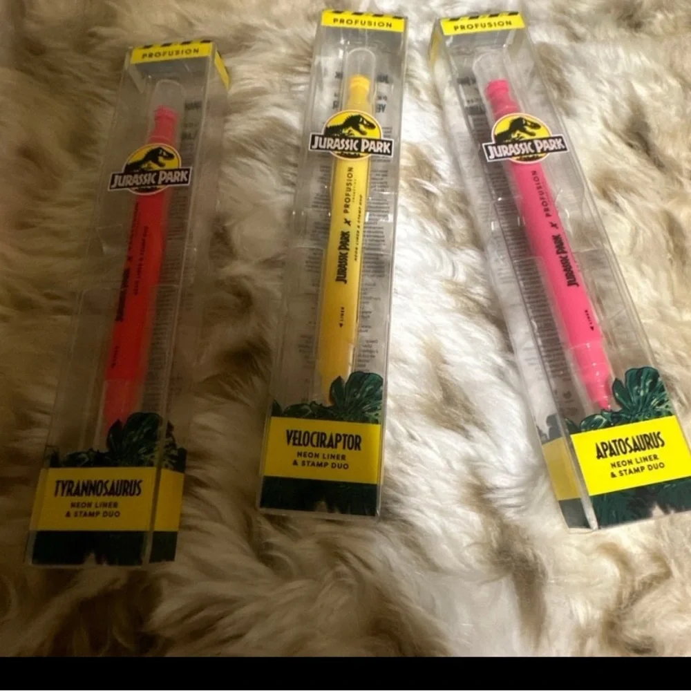 Profusion Cosmetics Pink and Yellow Eyeliner
